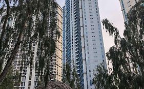 Bellagio One Bedrroom Bgc Burgos Circle By Christine Suites Ph